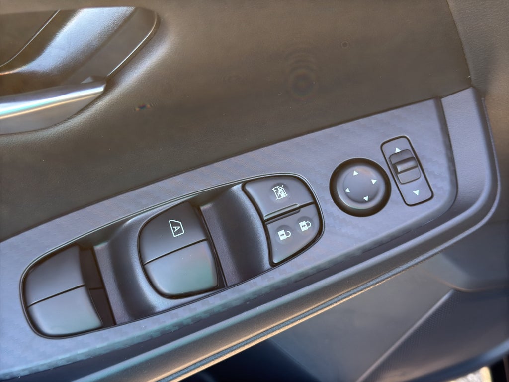 2025 Nissan Sentra SV CVT