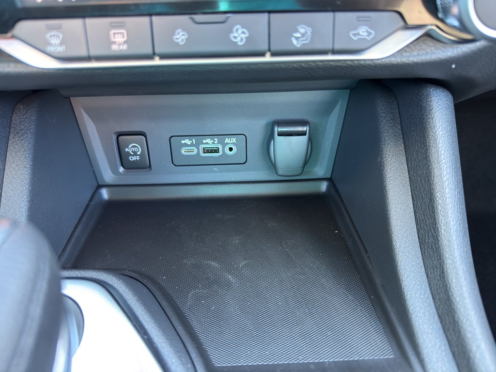 2025 Nissan Sentra SV CVT