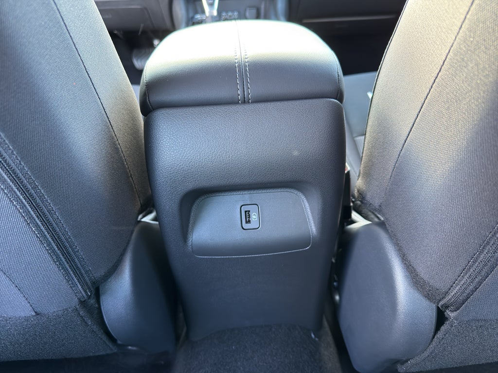 2025 Nissan Sentra SV CVT