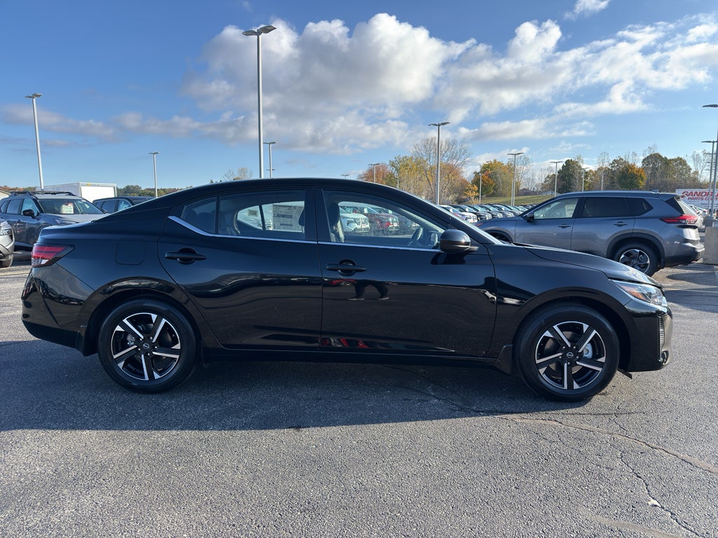 2025 Nissan Sentra SV CVT