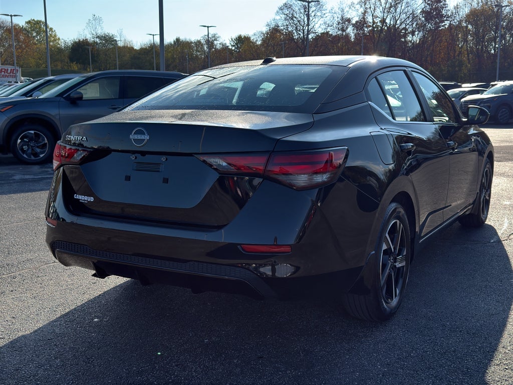 2025 Nissan Sentra SV CVT