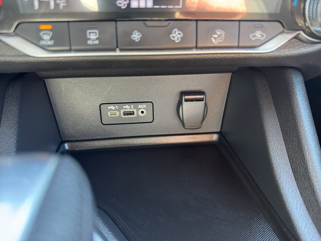 2023 Nissan Sentra SV CVT