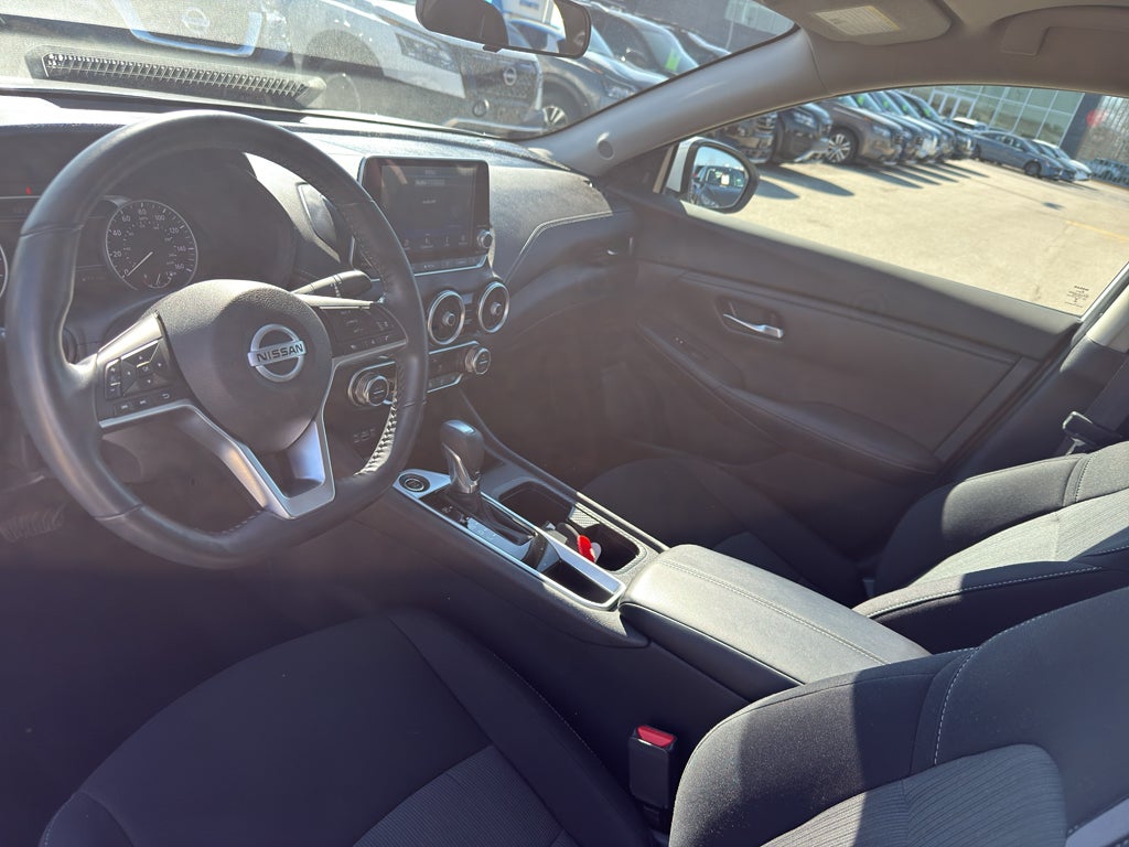 2023 Nissan Sentra SV CVT