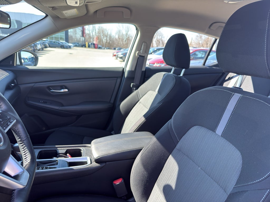 2023 Nissan Sentra SV CVT