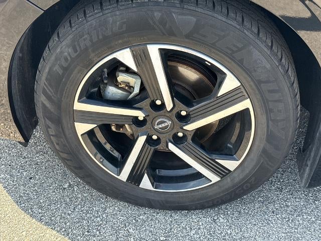 2024 Nissan Sentra SV CVT