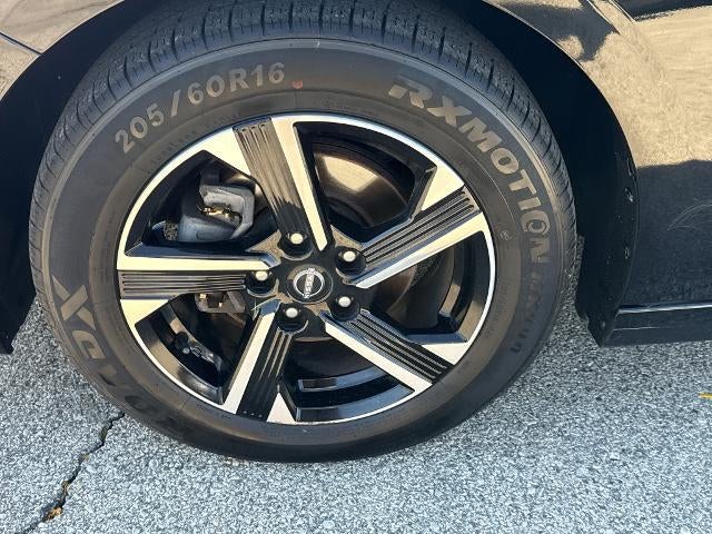2024 Nissan Sentra SV CVT