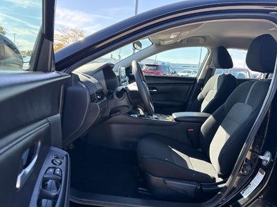 2024 Nissan Sentra SV CVT