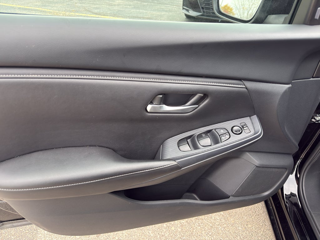 2024 Nissan Sentra SV CVT