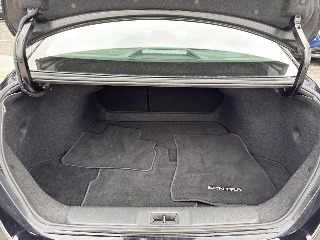 2024 Nissan Sentra SV CVT