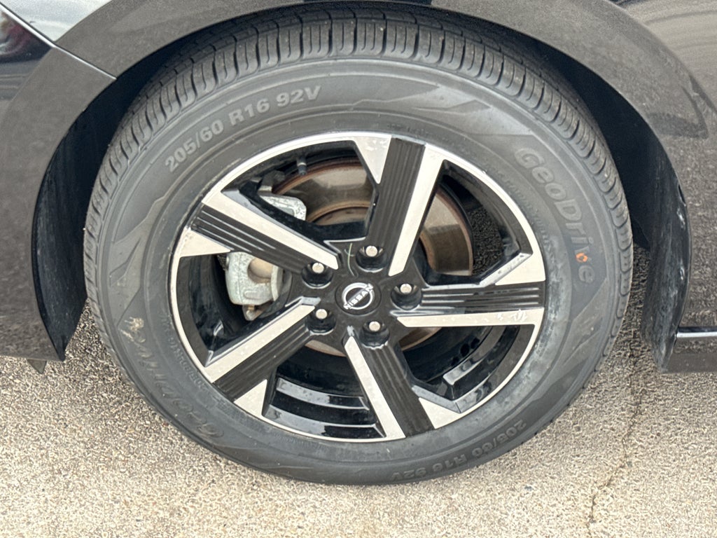 2024 Nissan Sentra SV CVT