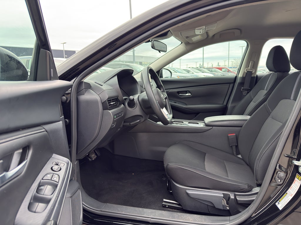 2024 Nissan Sentra SV CVT