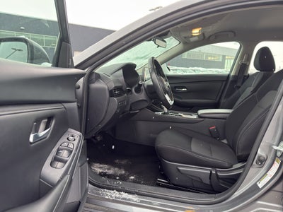 2024 Nissan Sentra SV CVT