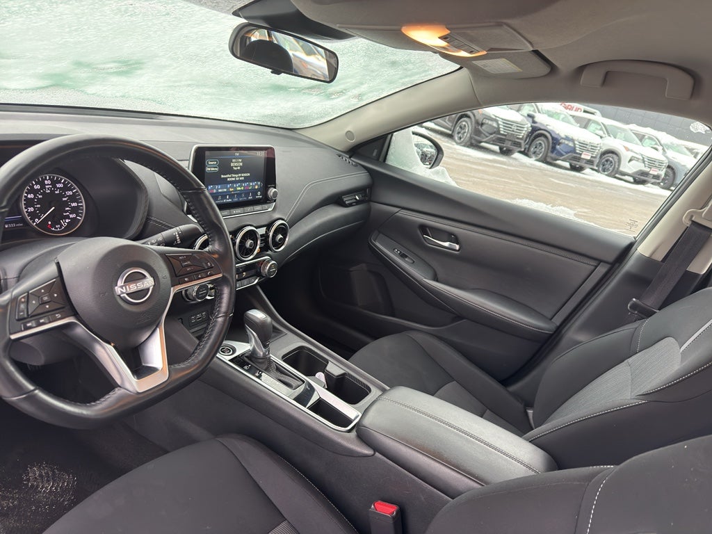2024 Nissan Sentra SV CVT