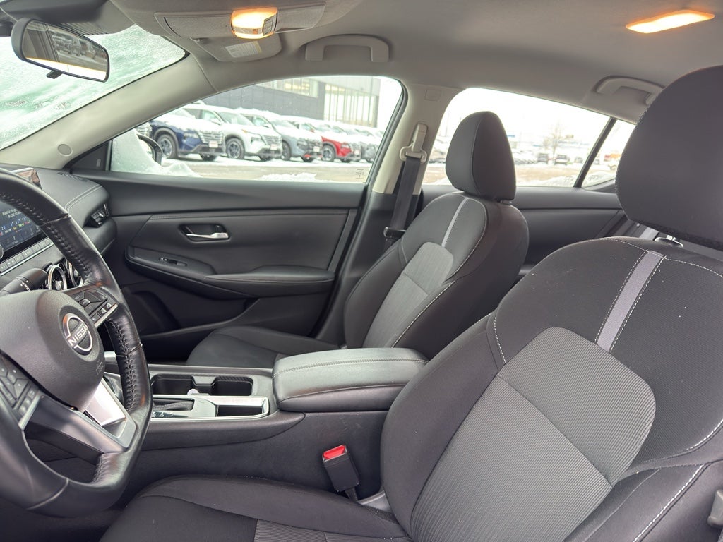 2024 Nissan Sentra SV CVT