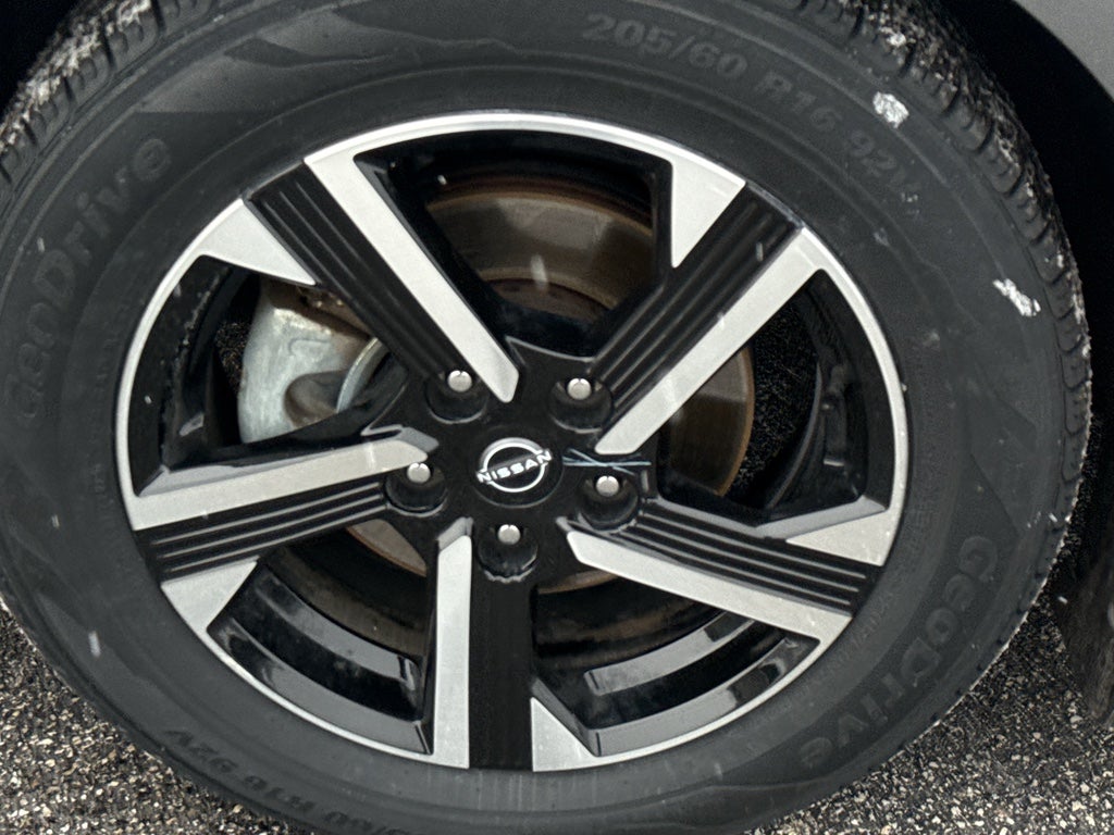 2024 Nissan Sentra SV CVT