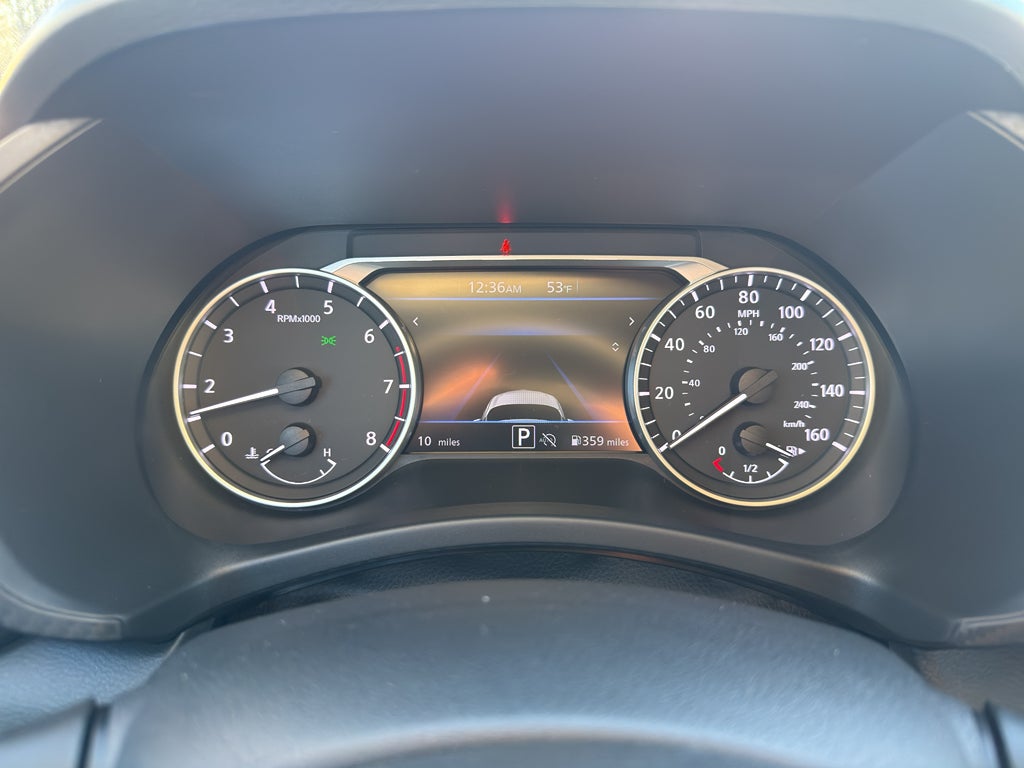 2025 Nissan Sentra SV CVT