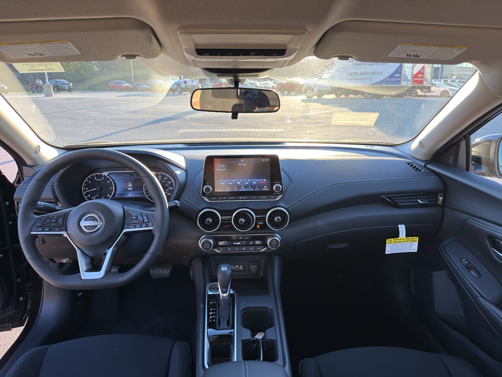 2025 Nissan Sentra SV CVT