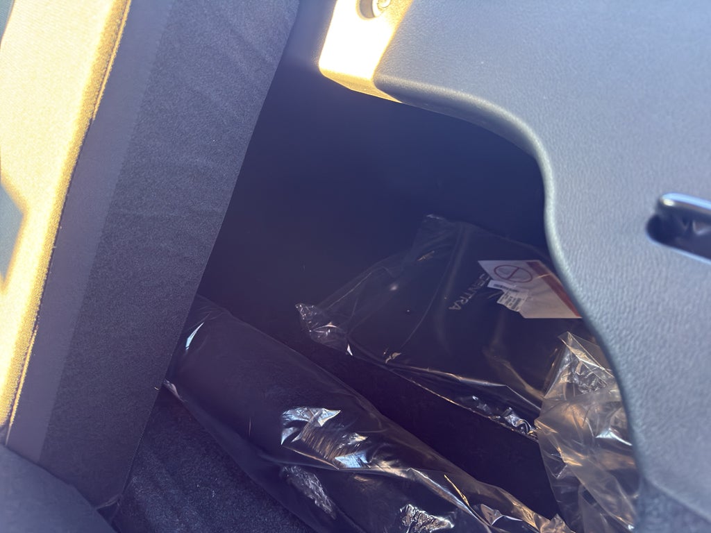 2025 Nissan Sentra SV CVT