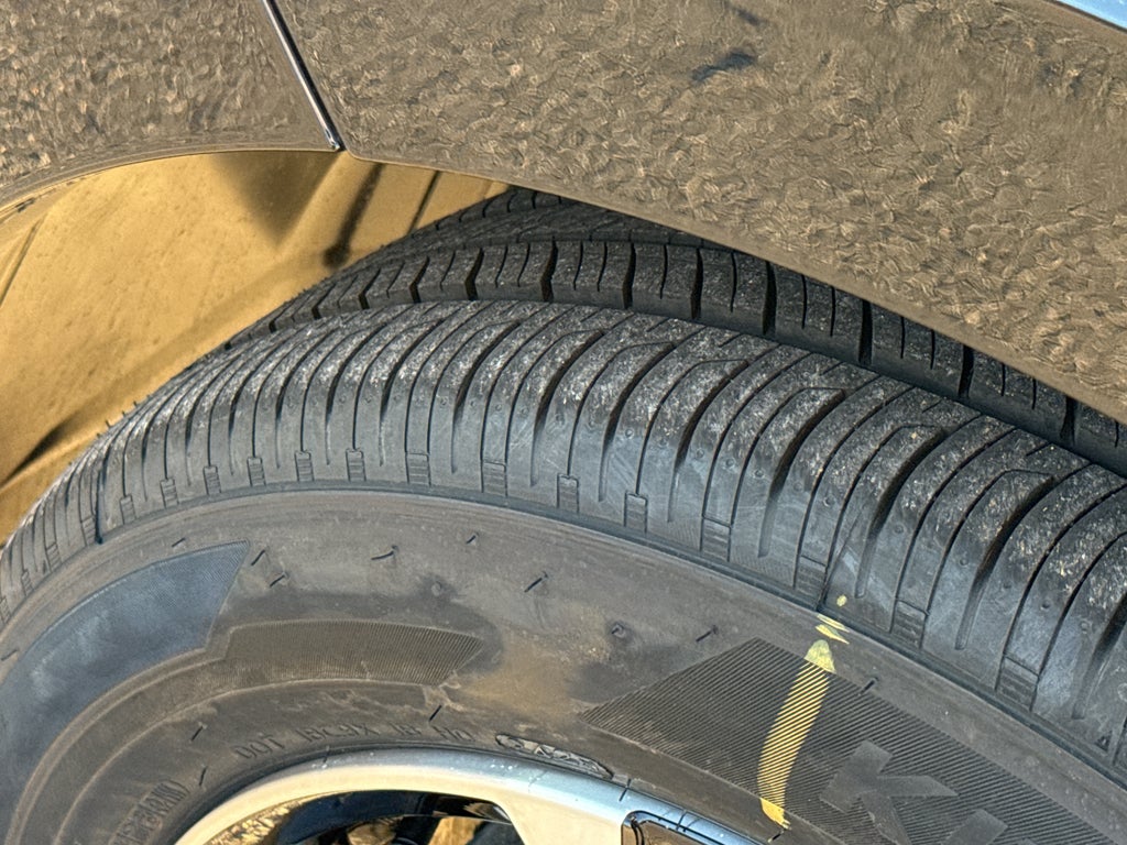 2025 Nissan Sentra SV CVT