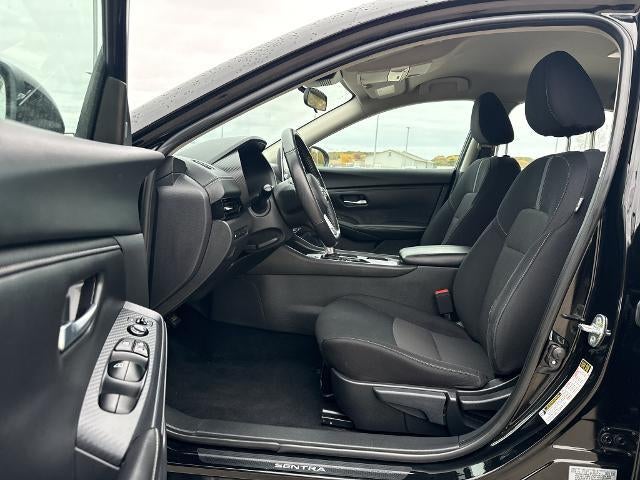2023 Nissan Sentra SV CVT