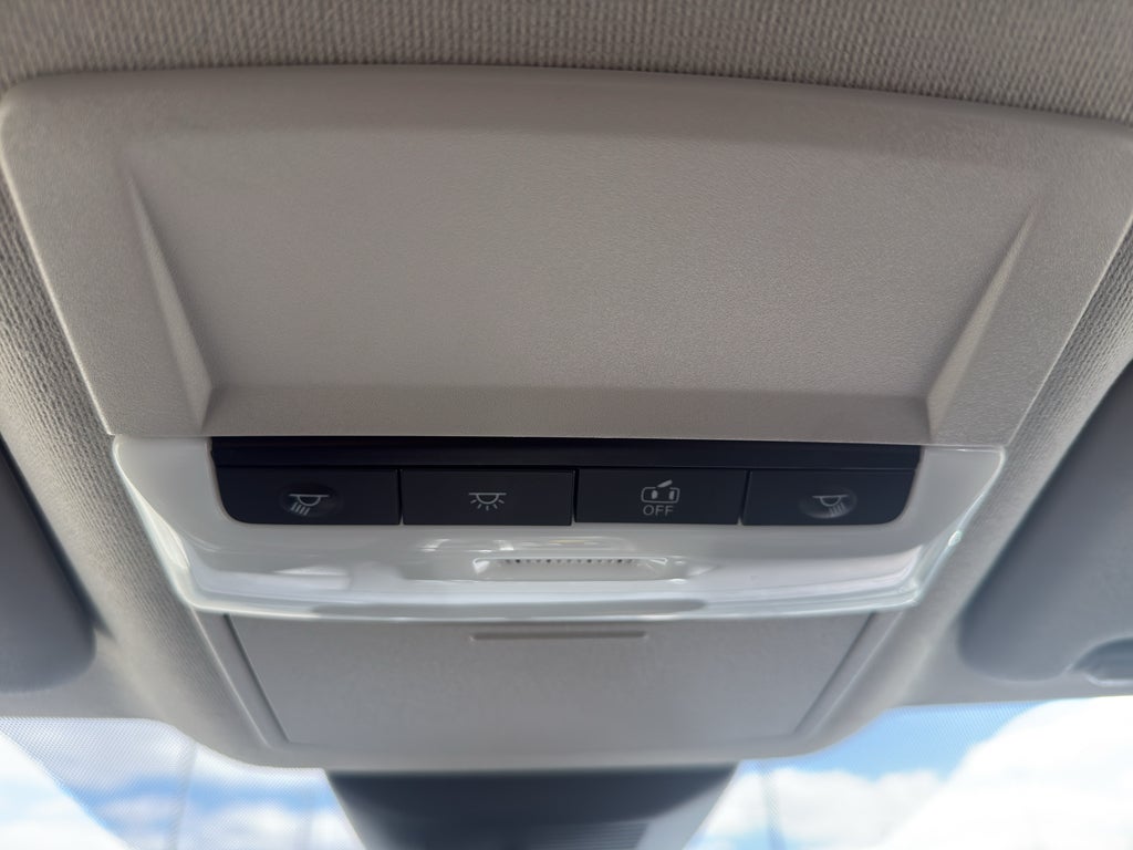 2024 Nissan Sentra SV CVT