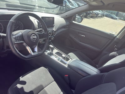 2024 Nissan Sentra SV CVT