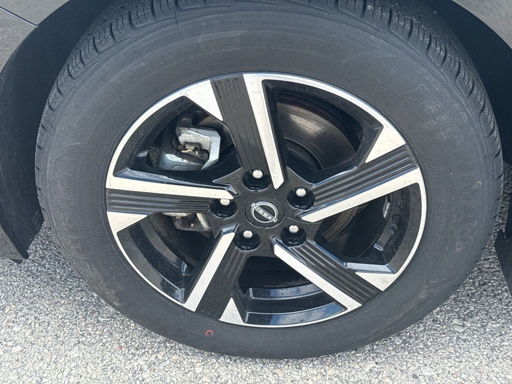 2024 Nissan Sentra SV CVT