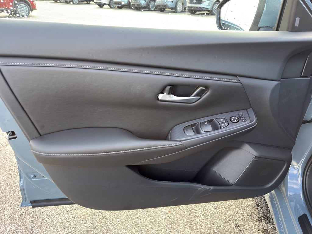 2025 Nissan Sentra SV CVT