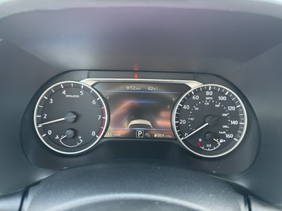 2025 Nissan Sentra SV CVT