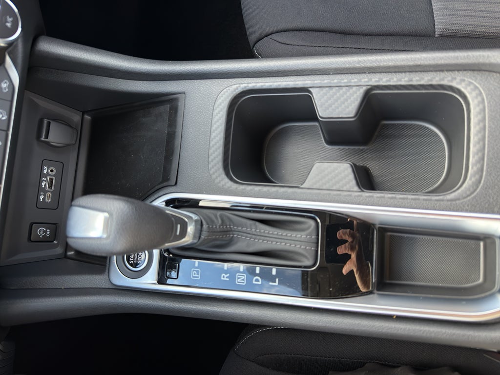 2025 Nissan Sentra SV CVT