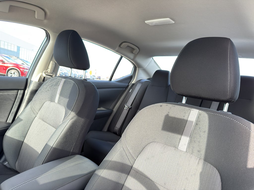 2025 Nissan Sentra SV CVT