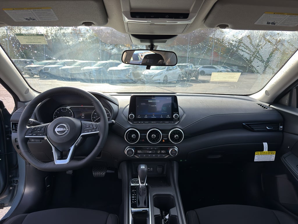 2025 Nissan Sentra SV CVT