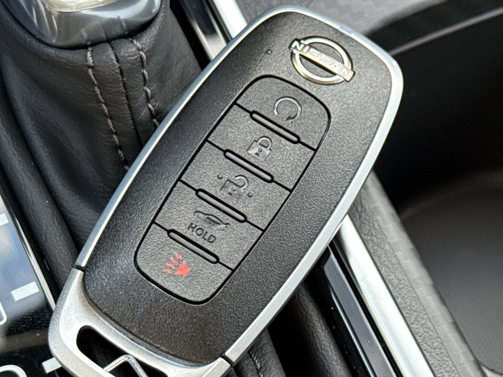 2025 Nissan Sentra SV CVT