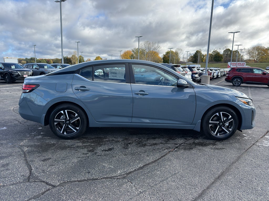 2025 Nissan Sentra SV CVT