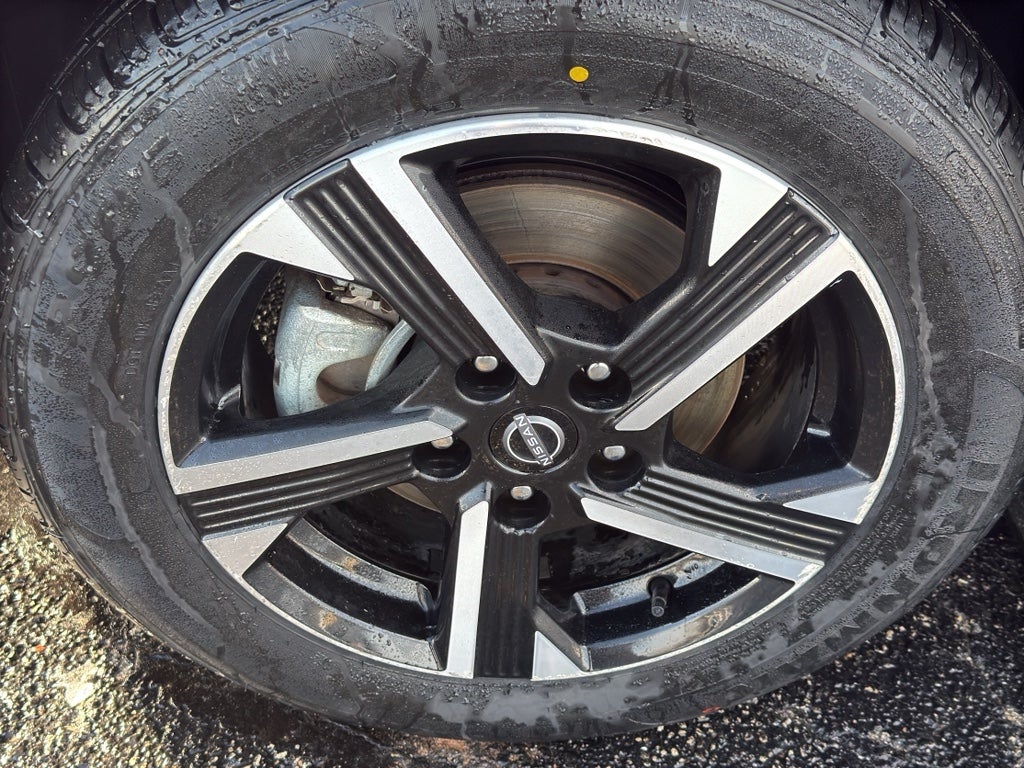 2024 Nissan Sentra SV CVT