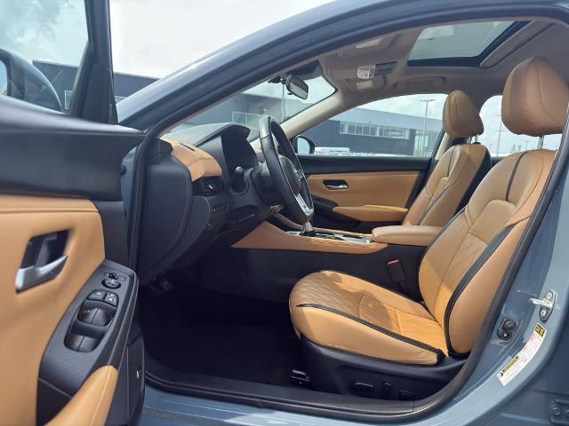 2025 Nissan Sentra SV CVT