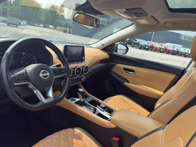 2025 Nissan Sentra SV CVT