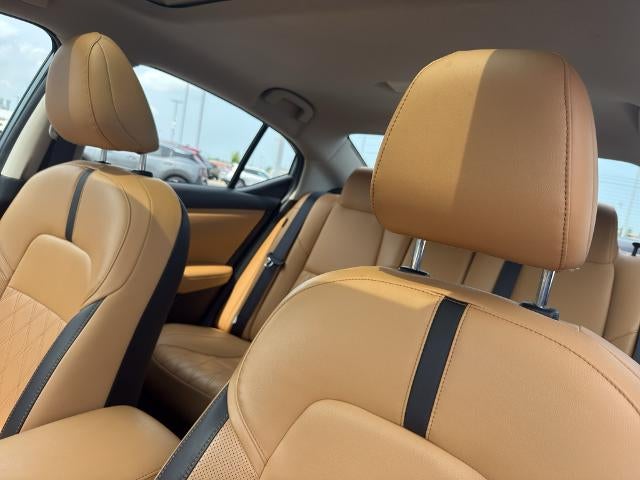 2025 Nissan Sentra SV CVT