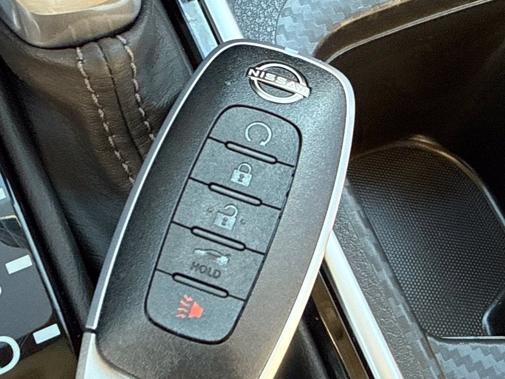 2025 Nissan Sentra SV CVT