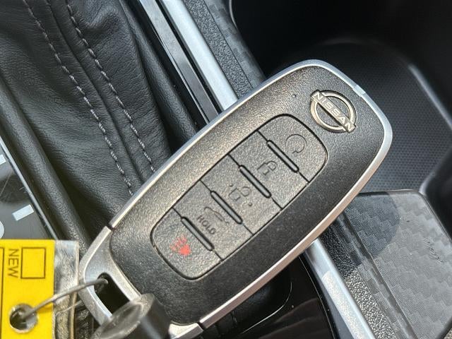 2025 Nissan Sentra SV CVT