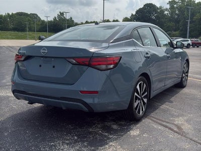 2025 Nissan Sentra SV CVT
