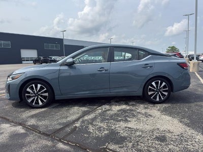 2025 Nissan Sentra SV CVT
