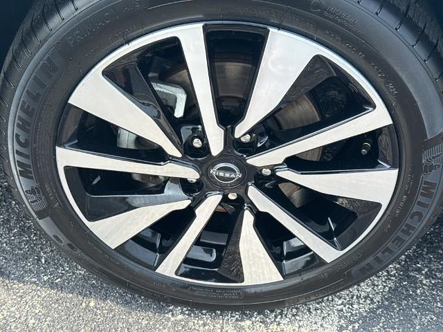 2025 Nissan Sentra SV CVT