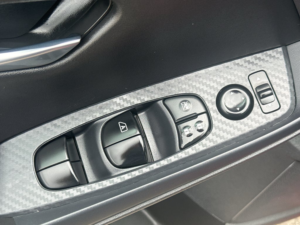 2023 Nissan Sentra SV CVT