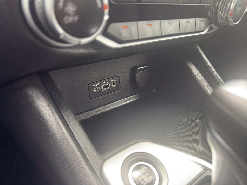 2023 Nissan Sentra SV CVT