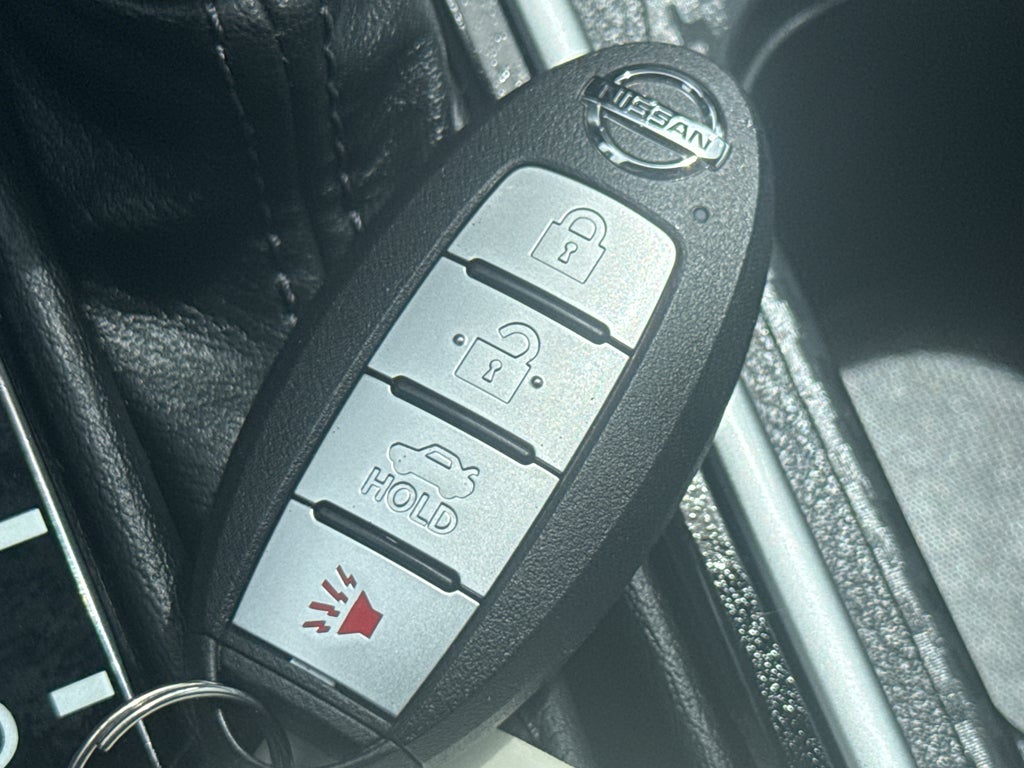 2023 Nissan Sentra SV CVT