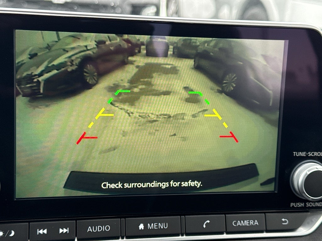 2024 Nissan Sentra SV CVT