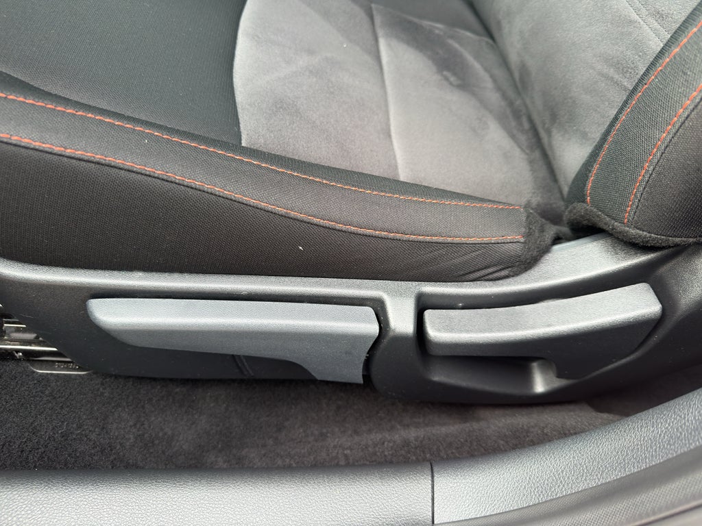 2025 Nissan Sentra SR CVT