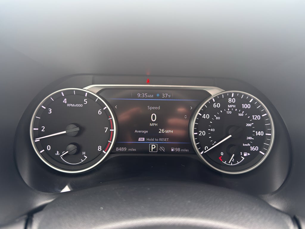 2025 Nissan Sentra SR CVT