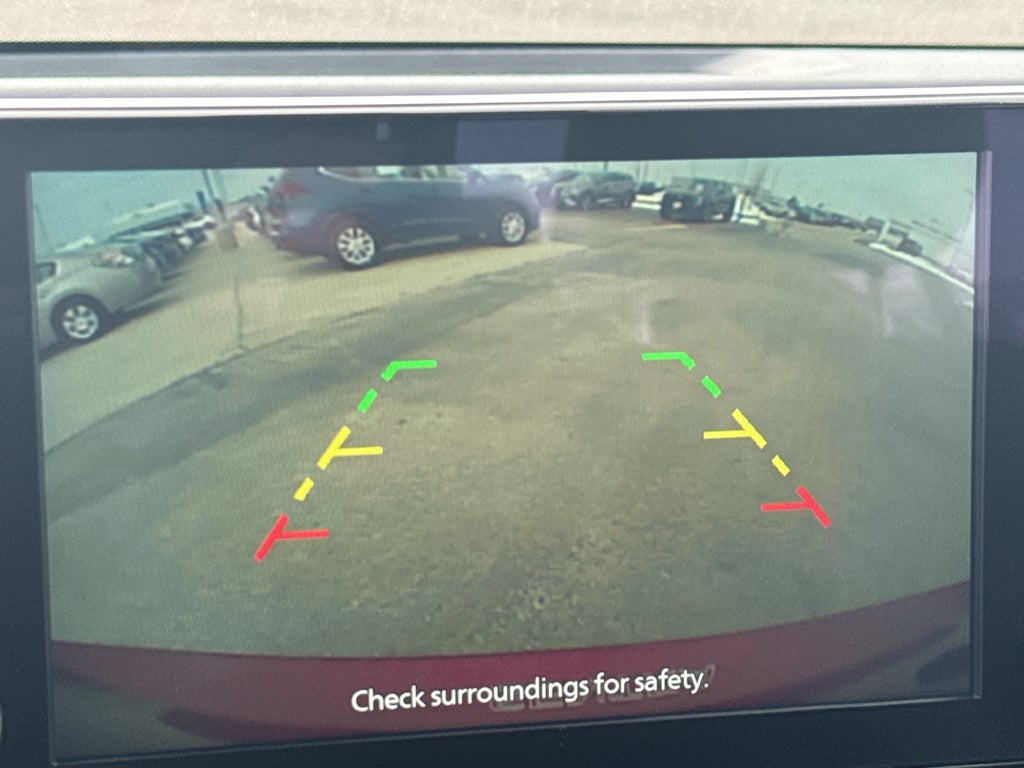 2025 Nissan Sentra SR CVT